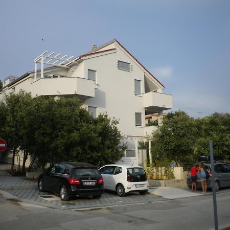 Apartment Lavanda Mandre Buitenkant foto