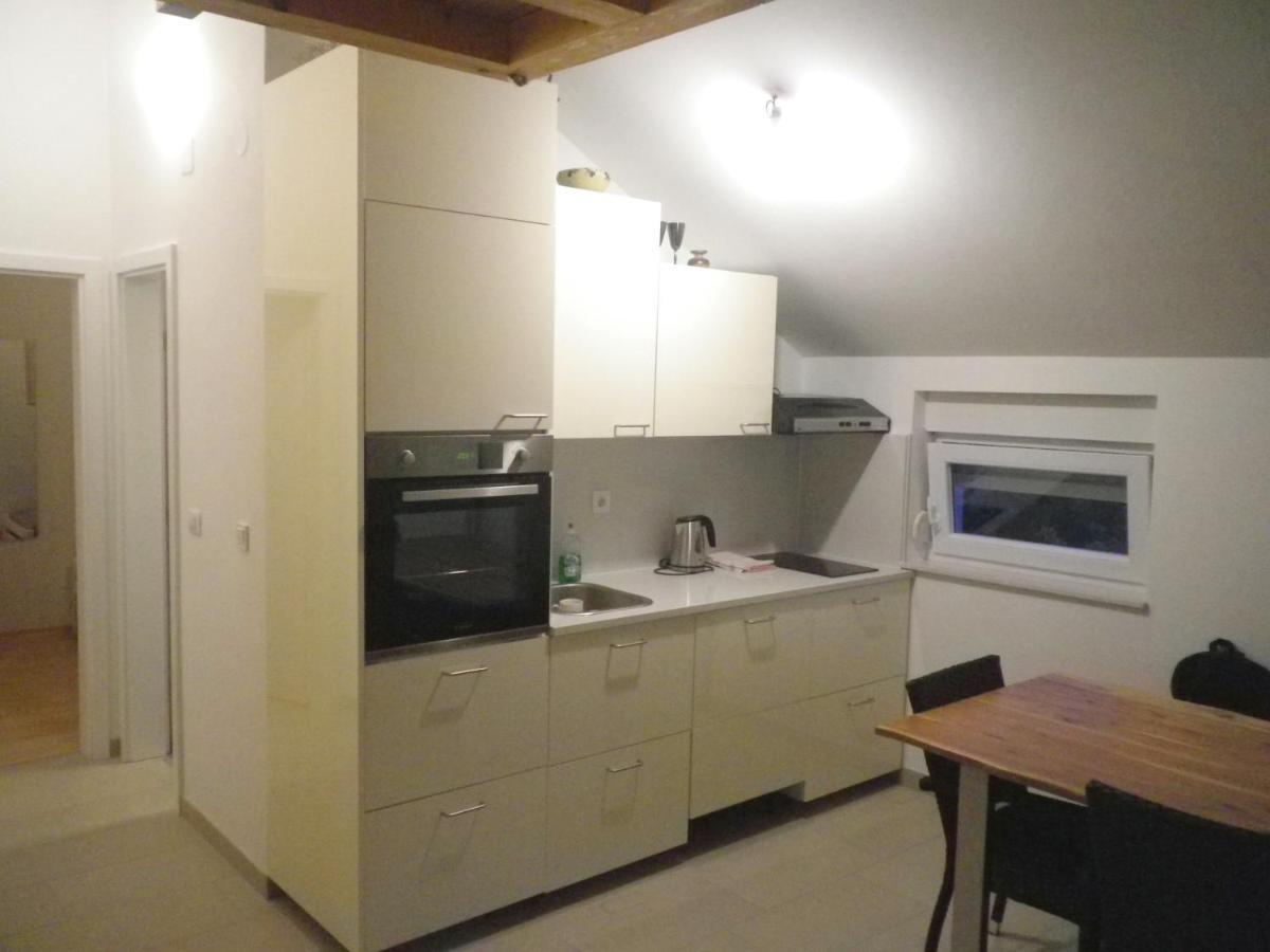 Apartment Lavanda Mandre Buitenkant foto