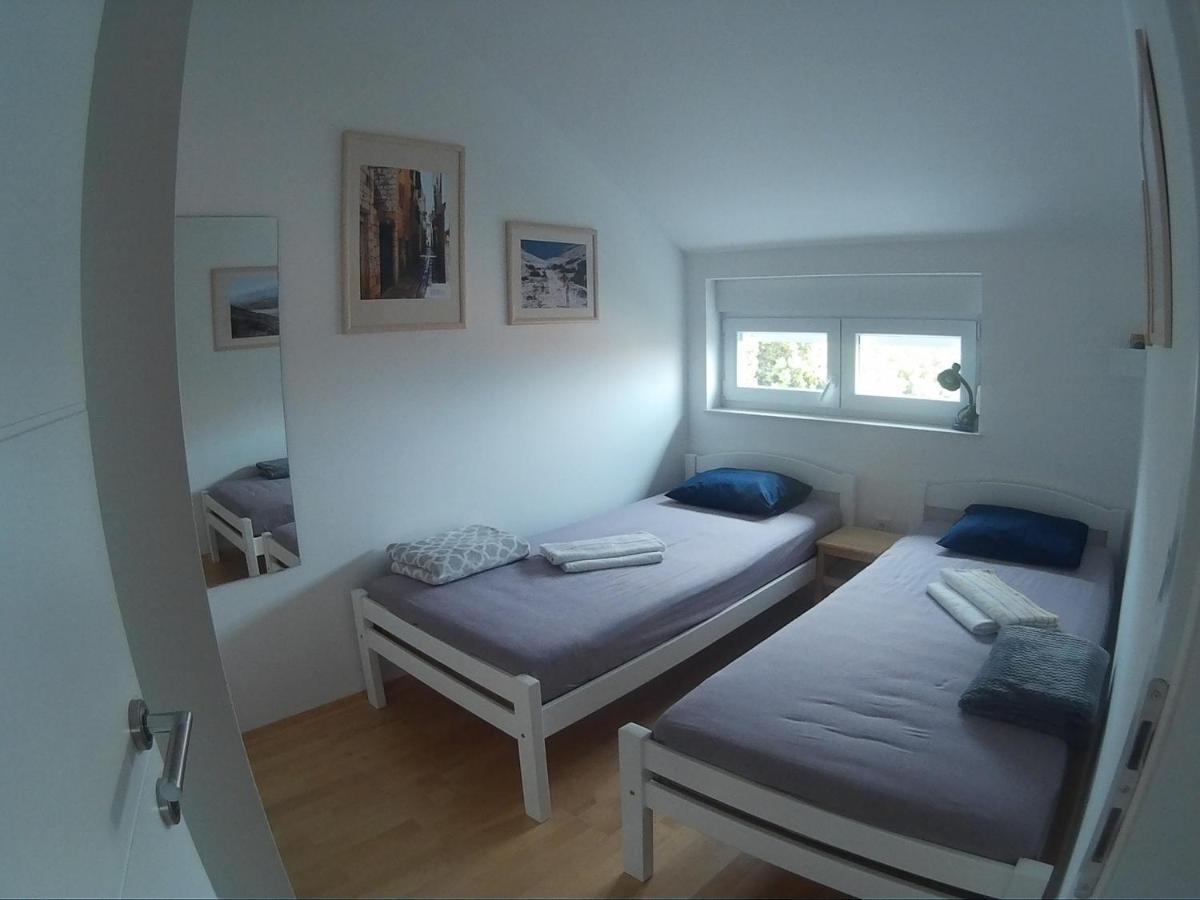 Apartment Lavanda Mandre Buitenkant foto